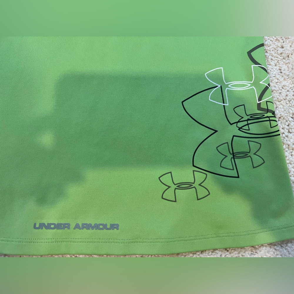 Under Armour Workout Tank. Size Small/Medium. Neon green. - Picture 4 of 8